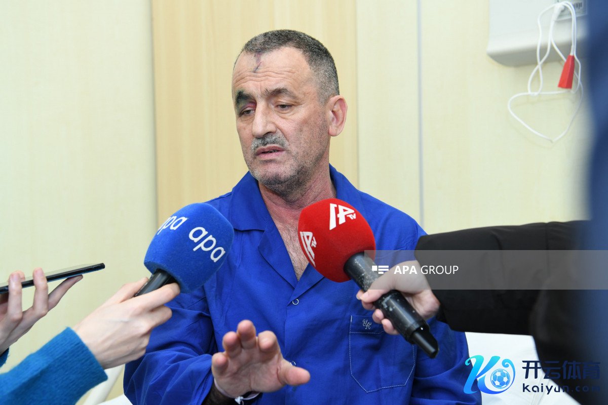 幸存空乘：航行员们让咱们活了下来，机舱里不行能有气瓶爆炸